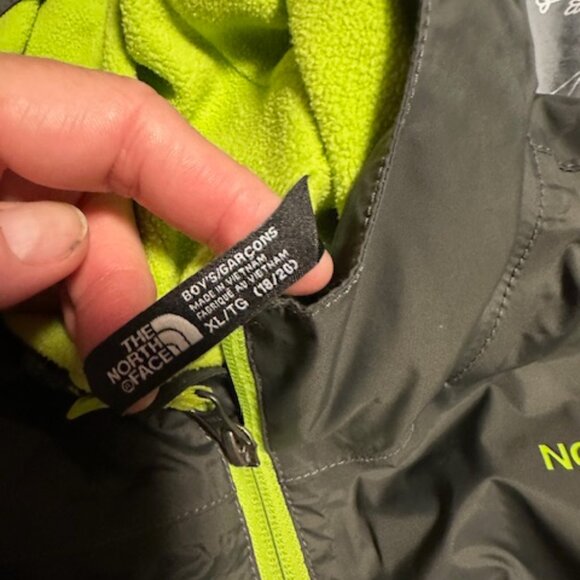 North Face Fleece lined windbreaker size XL YOuth - Picture 2 of 3